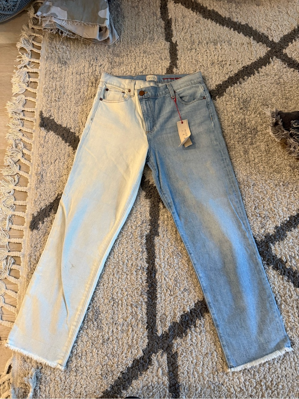Alice + Olivia Two-Tone Light Blue and Cream Jeans